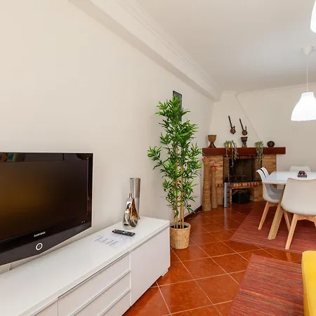 Casa Da Apulia - Minho's Guest Apartment